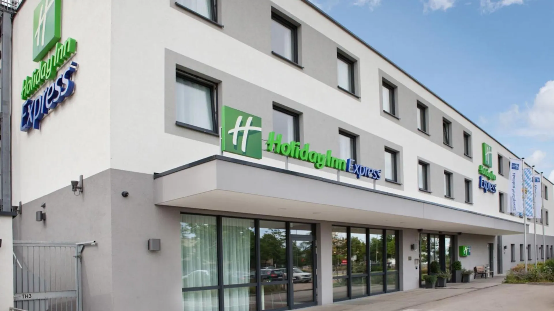 Holiday Inn Express Munich - Olympiapark, an IHG Hotel