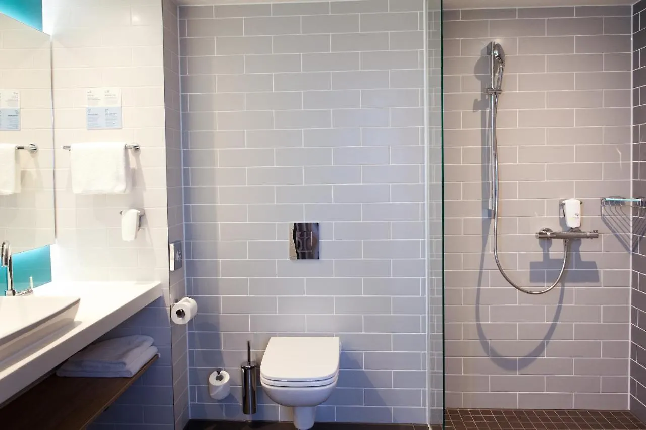 Holiday Inn Express Munich - Olympiapark By Ihg 3*,