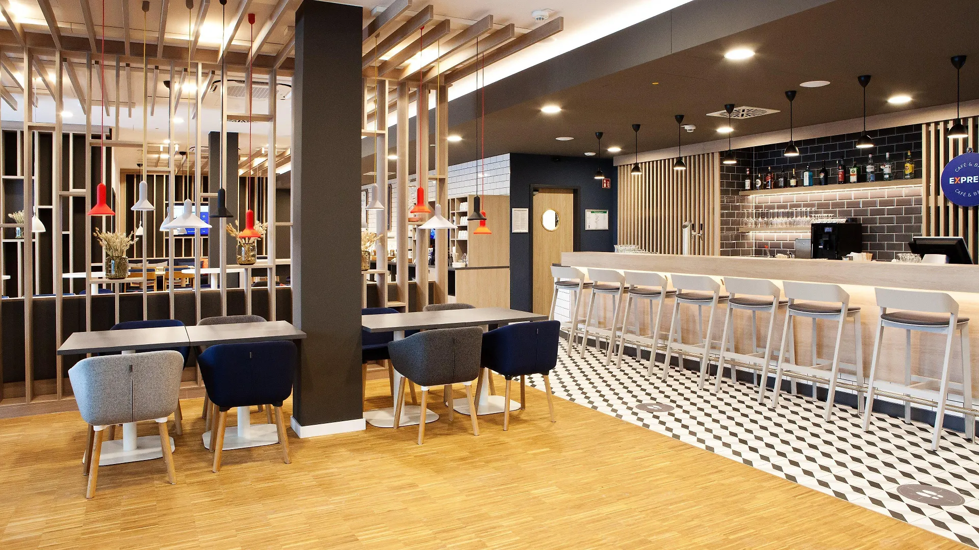 *** Hotel Holiday Inn Express Munich - Olympiapark By Ihg Tyskland