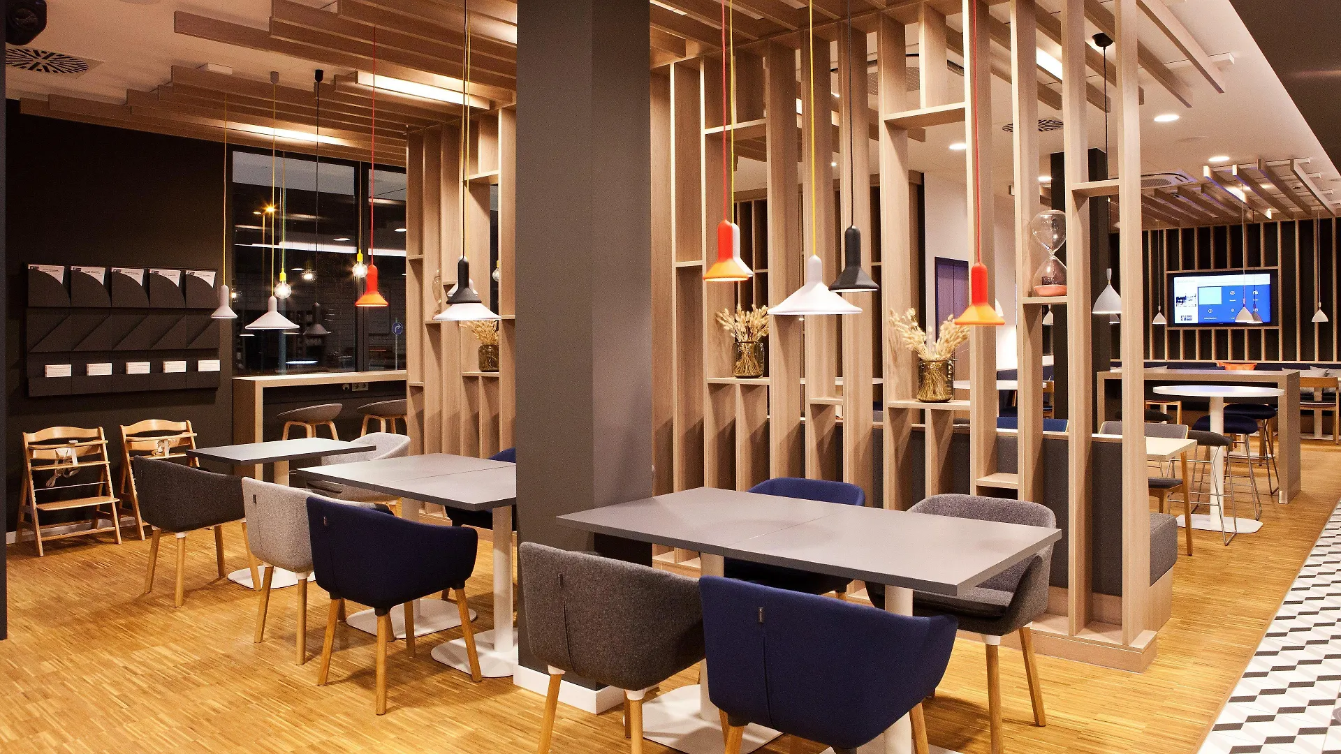 Hotel Holiday Inn Express Munich - Olympiapark By Ihg