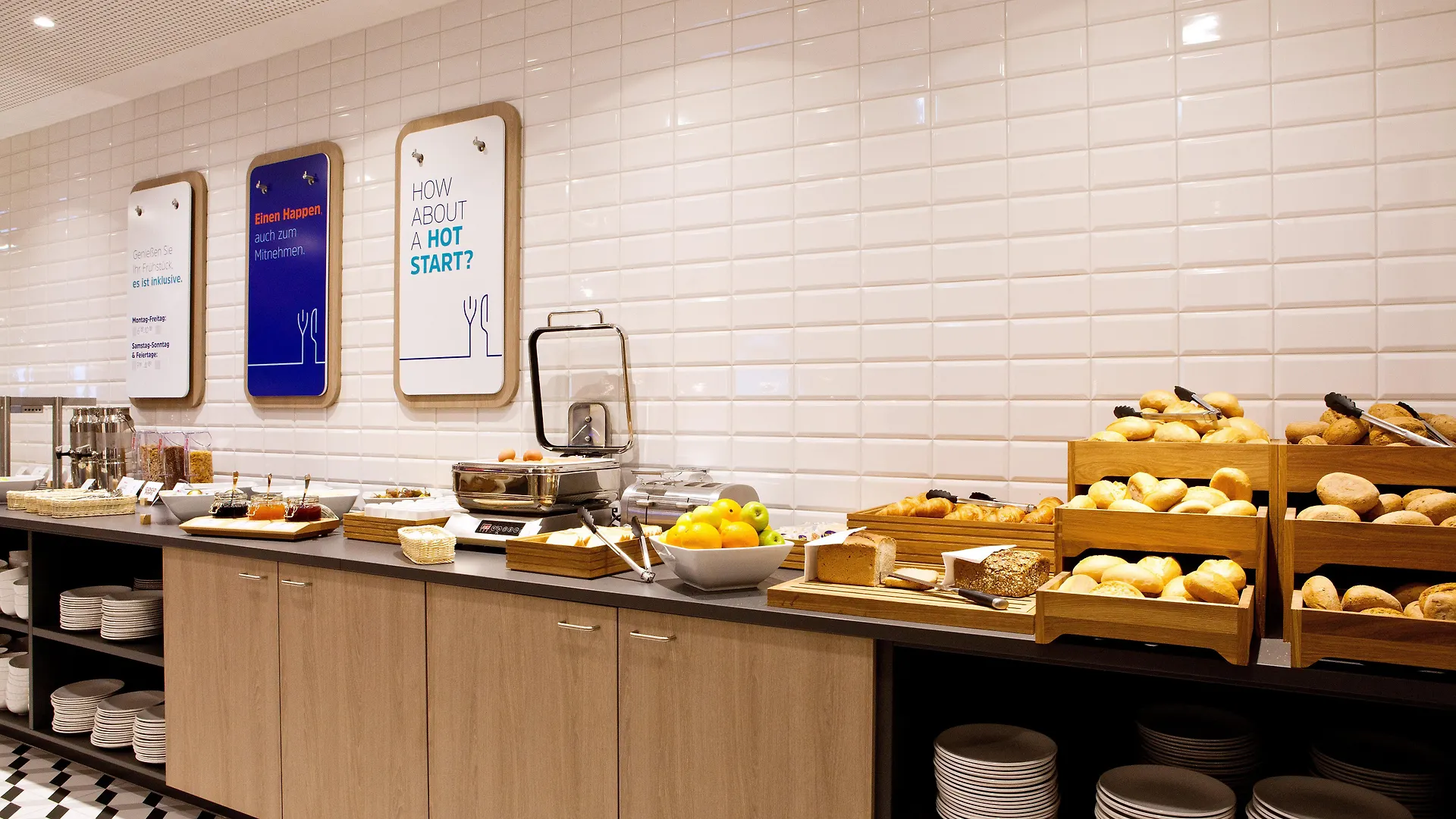 Holiday Inn Express Munich - Olympiapark By Ihg 3*,