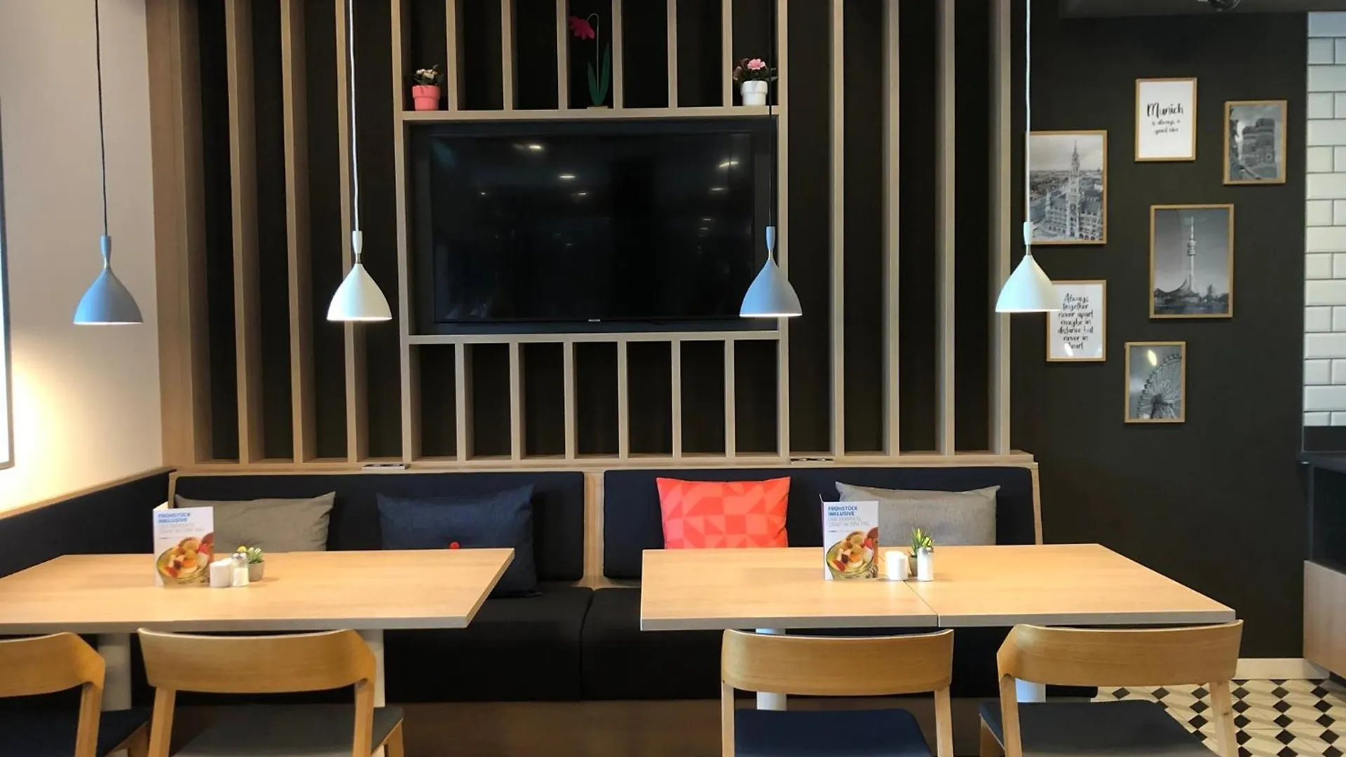 Holiday Inn Express Munich - Olympiapark By Ihg 3*,  Tyskland